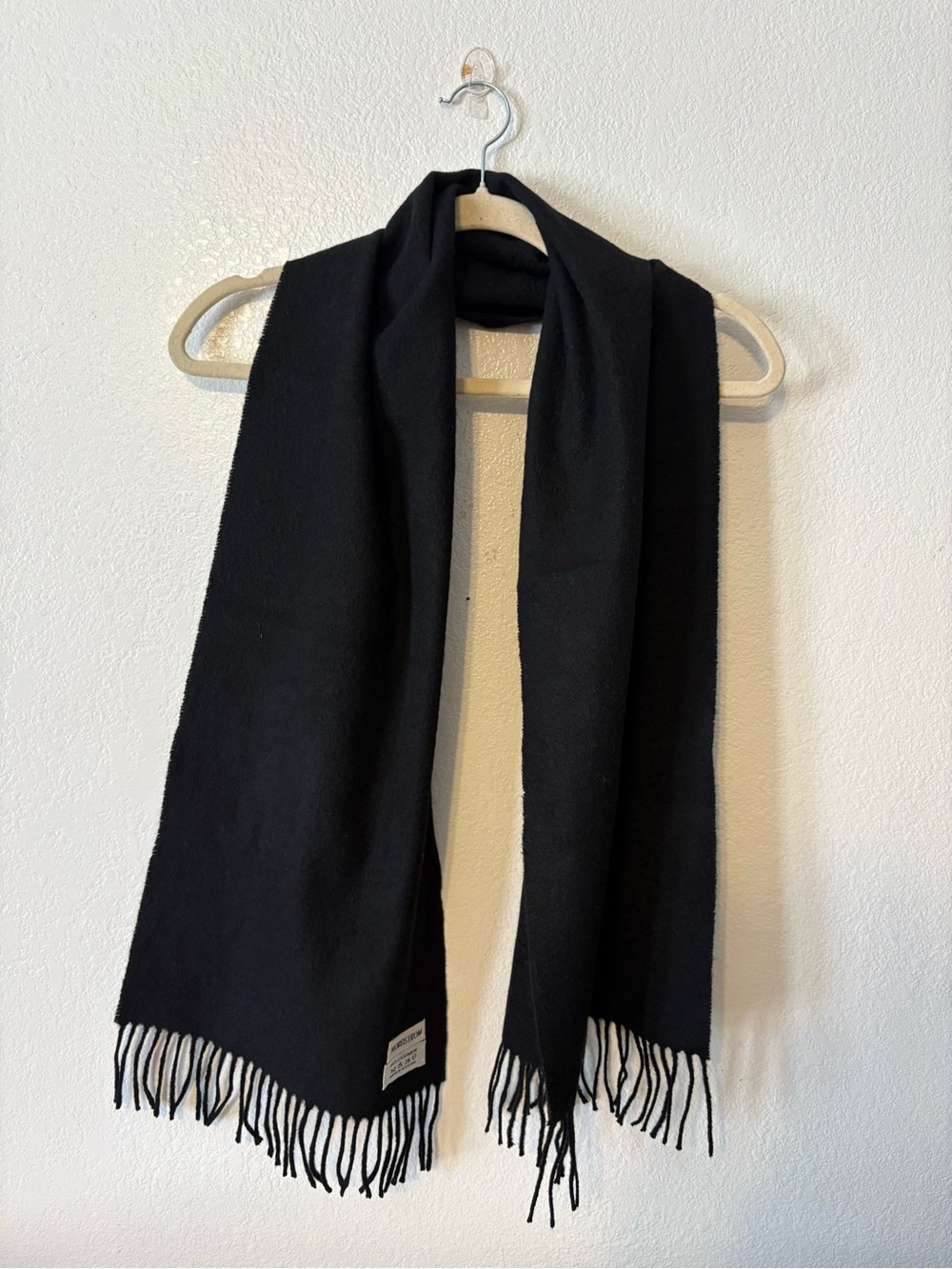 Cashmere Scarf - Classic Winter Accessory - Picture 1 of 3